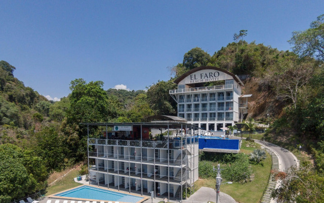El Faro Beach Hostel