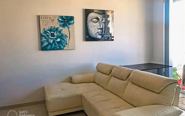Remarkable 2-bed Apartment in St Julians
