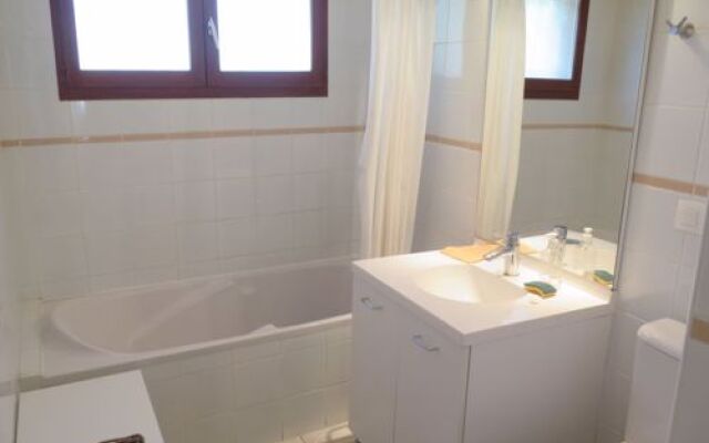 LOriÂ©e du Bois (HUT100)