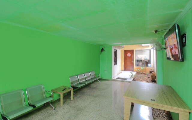 Airy Eco Pasar Minggu Salihara 6 Jakarta