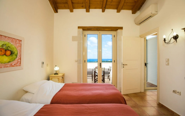 Villa Maroulas