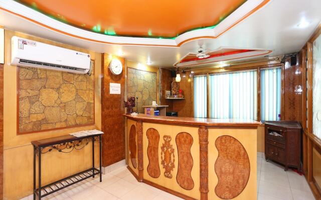 OYO 15468 Hotel Sharda