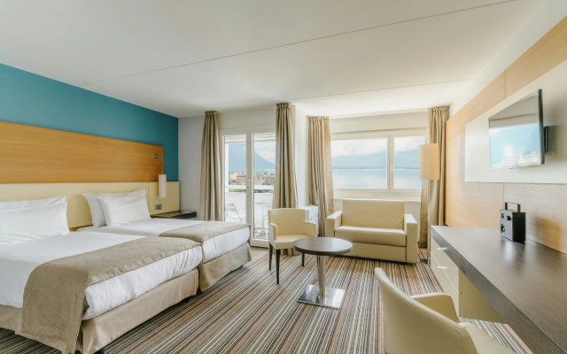 Hotel Mona