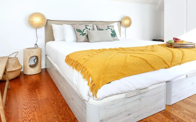 Ria Formosa Vista Duplex Charm in Downtown Faro