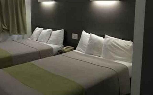 Travelodge by Wyndham Willows