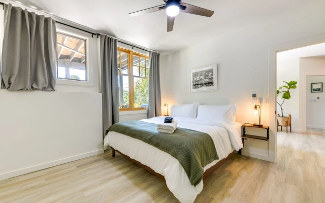 Walk to Downtown Brevard: Apt w/ Patio & Fire Pit!