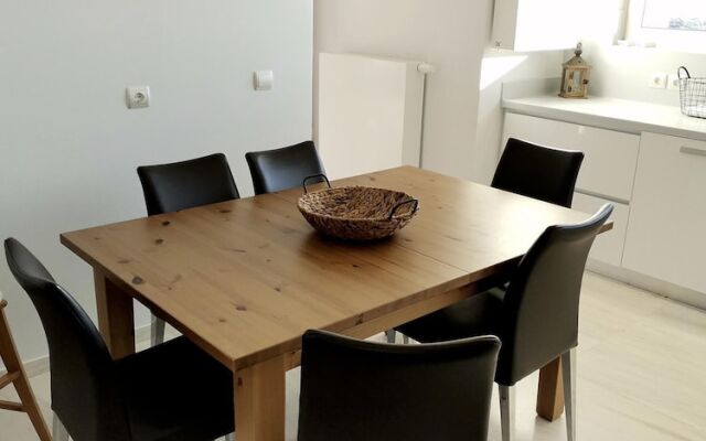 Libra - Luxurious Sea View Apartment