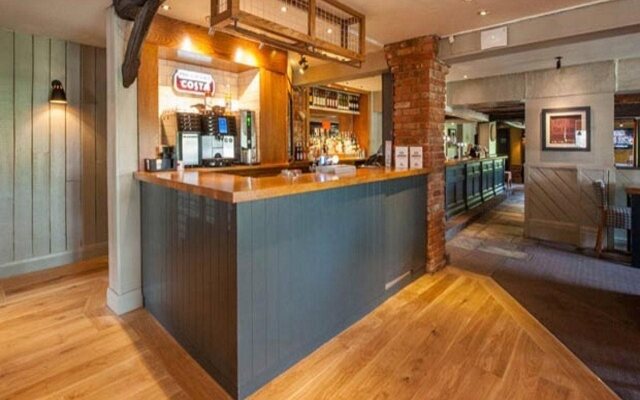 Premier Inn Gloucester Little Witcombe