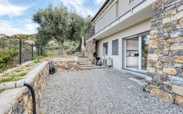 Gemma Marina Near Villa Grock Museum