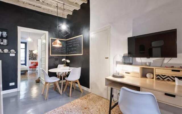 Torino S. Ottavio Chic Style Flat