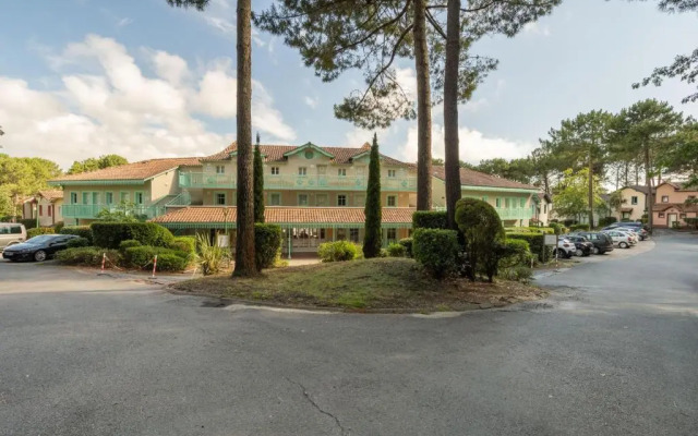 Résidence ESTIVEL - Eden Club