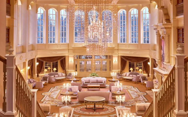 Disneyland® Hotel