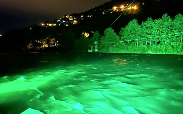 Heaven DD Hotel & Bungalow