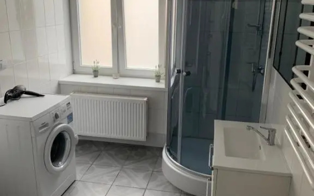 Apartament Równa 12