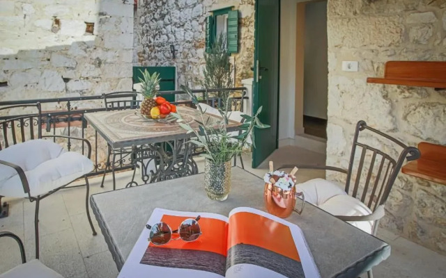 Theatre Luxury Rooms