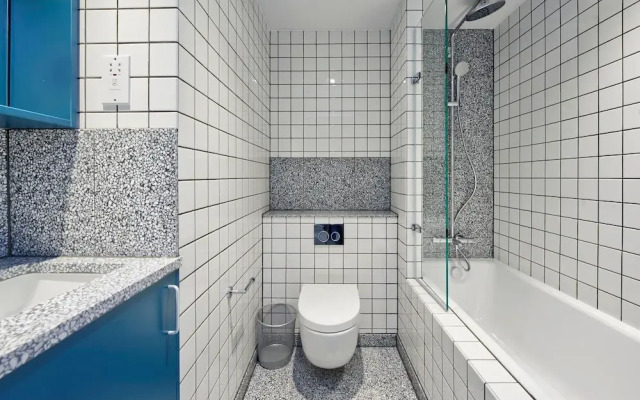 Fabulous Two-bedroom Apartment in Poplar