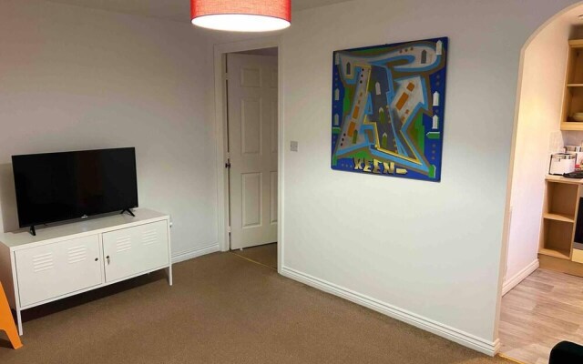 East London Apartment Near Station & Free Parking