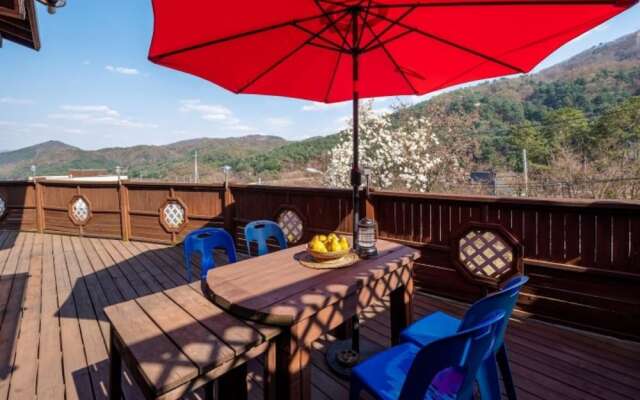 Fortune Rising Sun Hill Pension