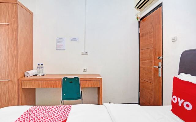 OYO 90801 Deanofaa Residence Syariah