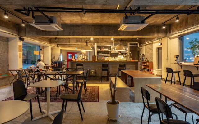 Mireuk Mireuk Hostel