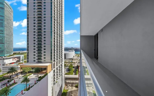 Miami Luxury 2BR with Panoramic Views