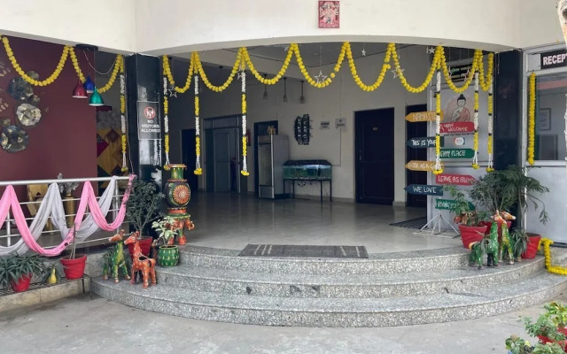 Lord Buddha Guest House