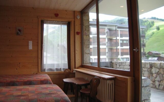 WAPITTI  La Clusaz village