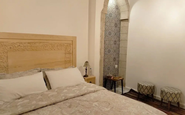 Riad Al Manara