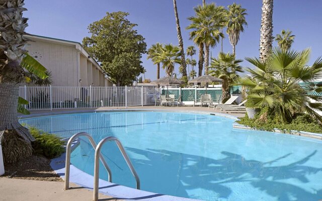 Clarion Pointe Fresno near Yosemite