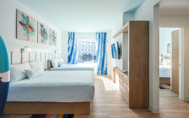 Universal's Endless Summer Resort - Surfside Inn and Suites