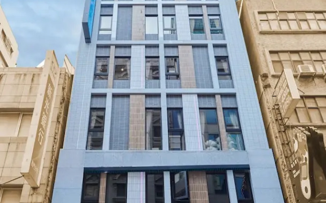 COMMA Boutique Hotel