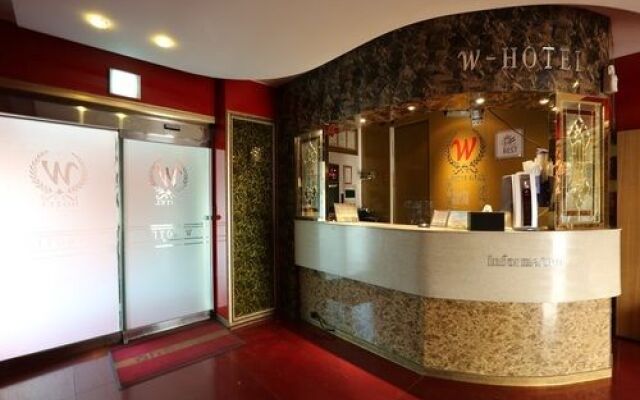 W Motel