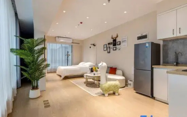 Xi'an Shuyu Designer Hotel (Qujiang Creative Valley Branch)