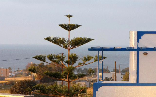 Perissa Hotel