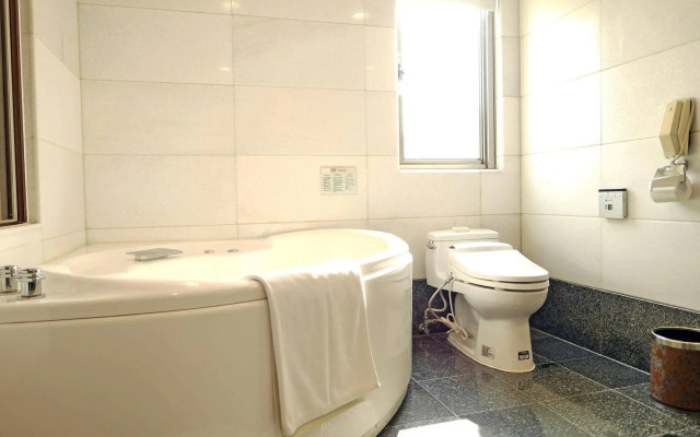 Royal Seasons Hotel Taipei Nanjing West