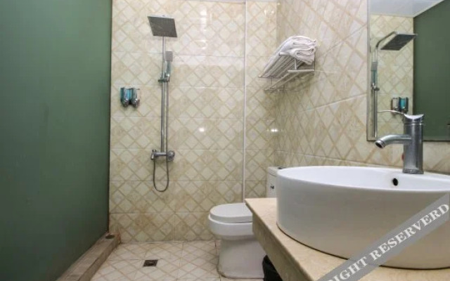 Xindu Business Express Hotel (Currently unavailable)