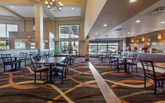 Best Western Plus Fox Creek