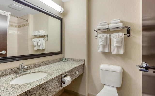 Best Western Wainwright Inn & Suites