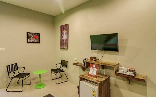 Nida Rooms Turquoise Saiyuan Naiharn
