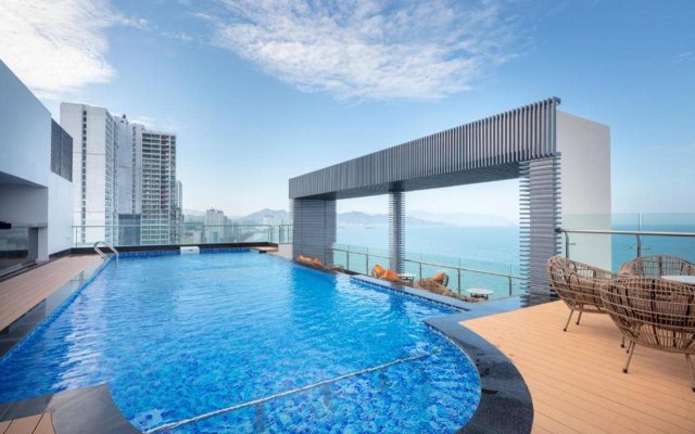 Comodo Nha Trang Hotel