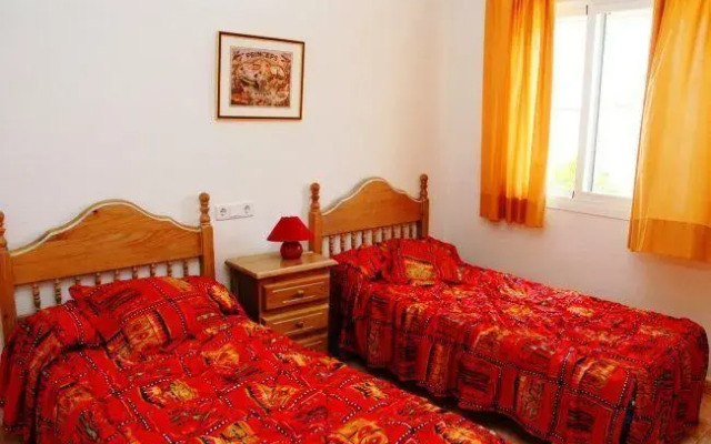 Bungalow with garden, terrace in Alicante