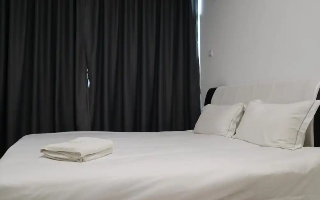 Zen66 Roxy Serviced Apartment