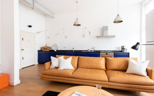 The Powis Square Escape - Modern 2BDR in Notting Hill