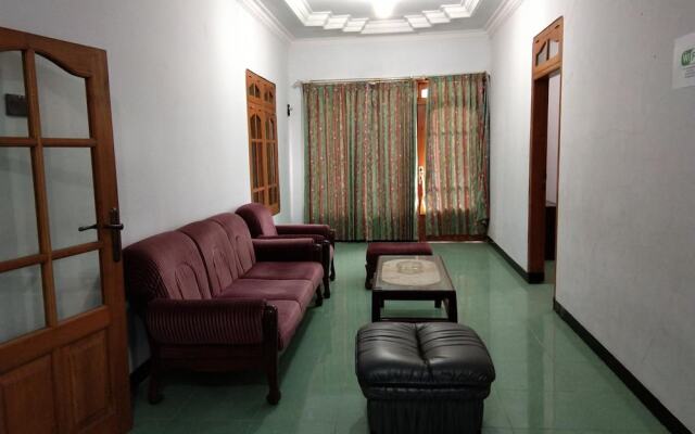 Bromo Authentic Homestay