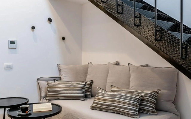 Hippocampus Hotel