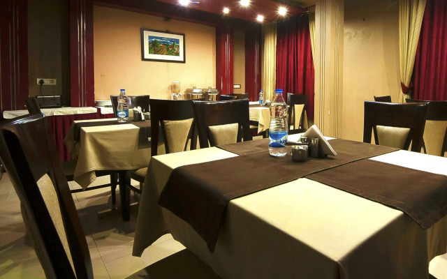 Hotel Sun City by OYO