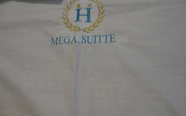 Mega Suite