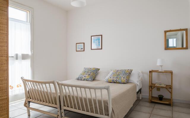 White Sea by Wonderful Italy - Villetta Tiana