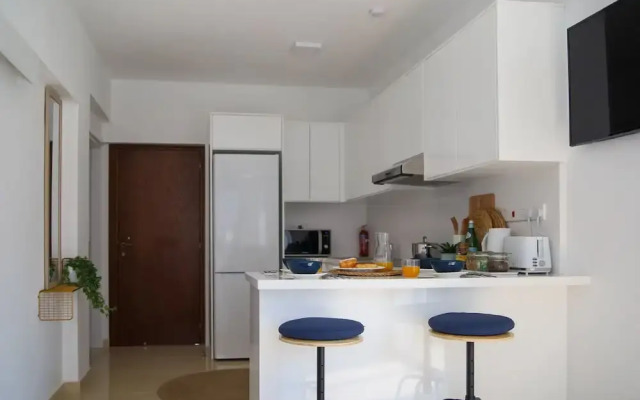 Phaedrus Living: Seaside Luxury Flat Lighthouse 68