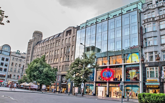 Wenceslas Square Terraces